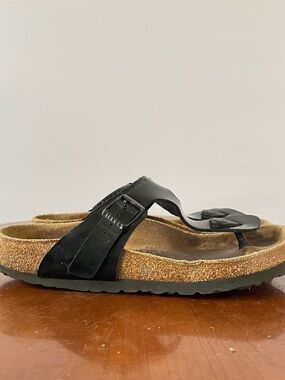 Birkenstock Gizeh Black Patent Leather Thong Sandals | EU 37